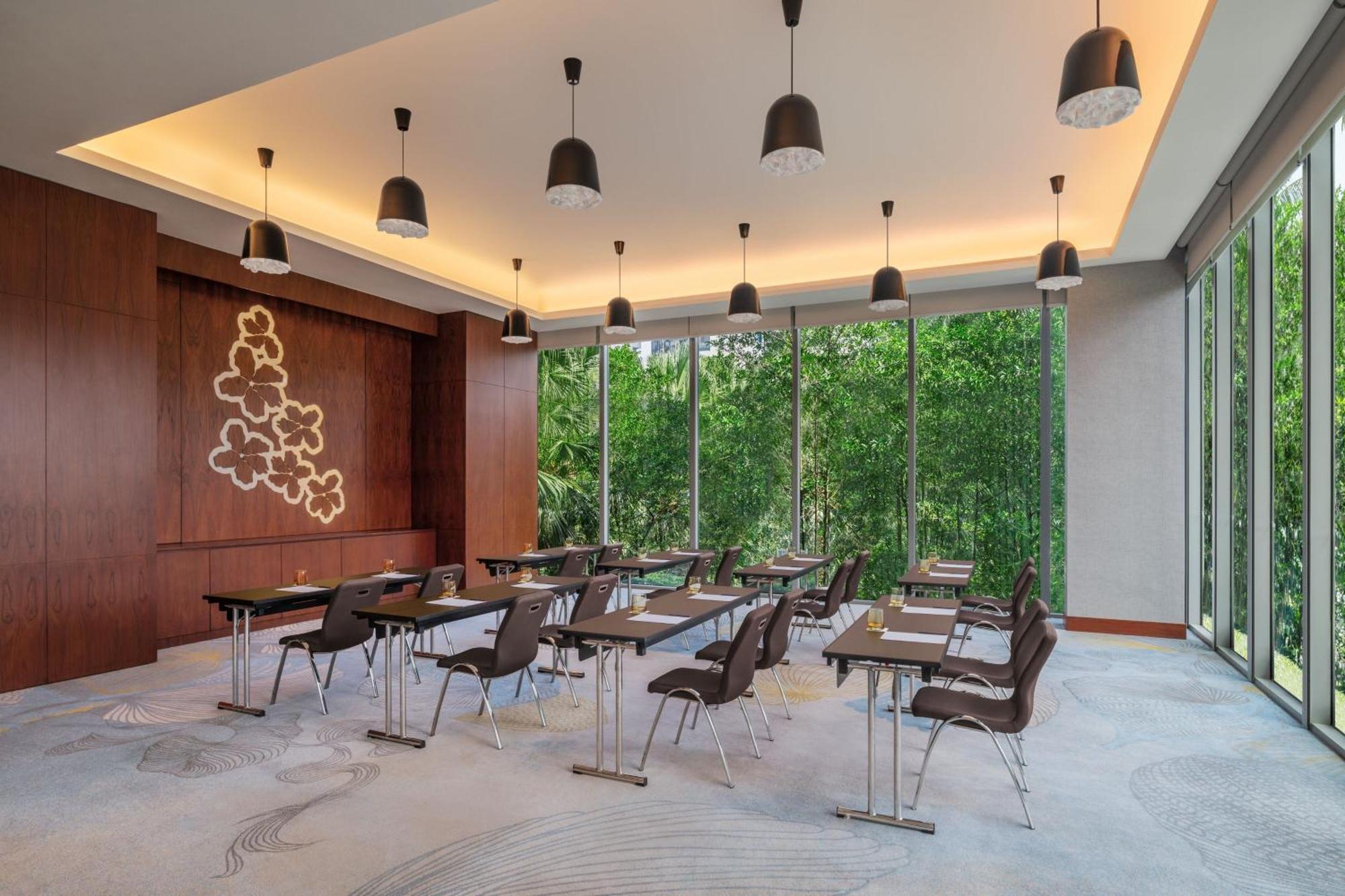 W Singapore - Sentosa Cove Kültér fotó Meeting room