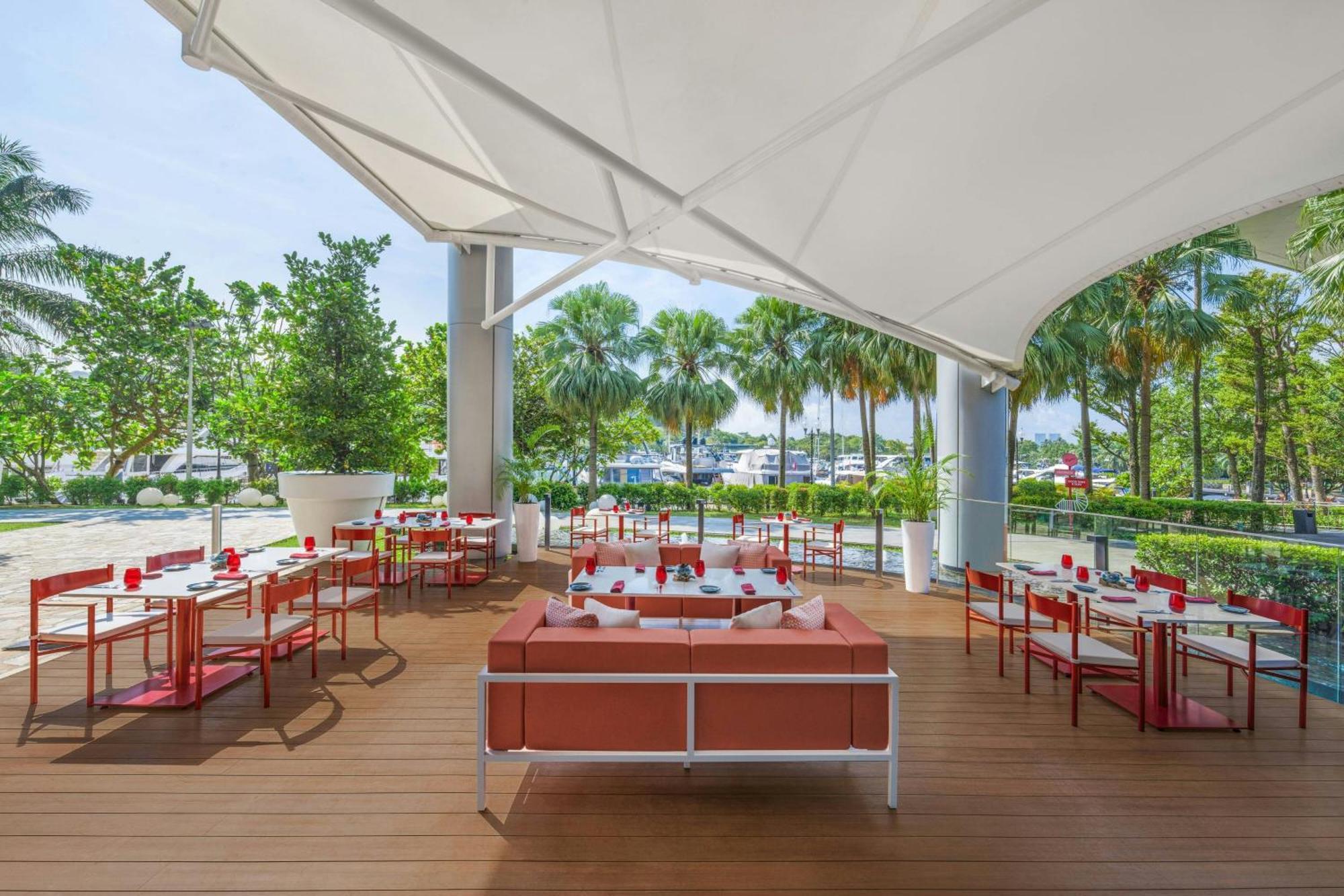 W Singapore - Sentosa Cove Kültér fotó The Deck